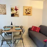 : T3 Rdc 4/5 Pers, Piscine & Parking Prive - Fr-1-796-93 Apartment Gruissan