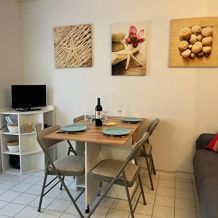 Apartamento : T3 Rdc 4/5 Pers, Piscine&parking Privé - Fr-1-796-93